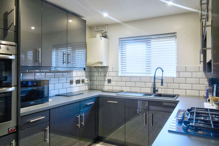 Images for Carisbrooke Close, Eastbourne, BN23 8EQ