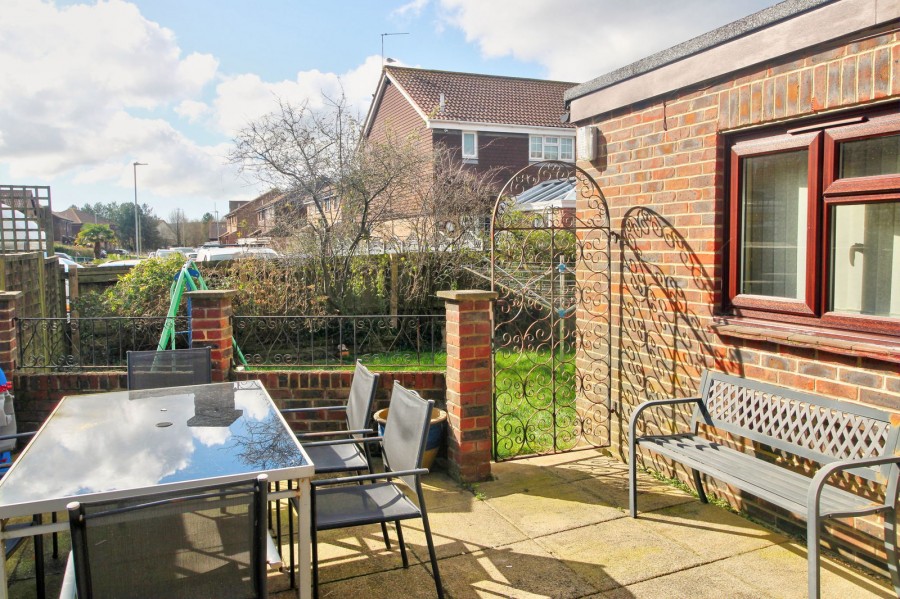 Images for Carisbrooke Close, Eastbourne, BN23 8EQ