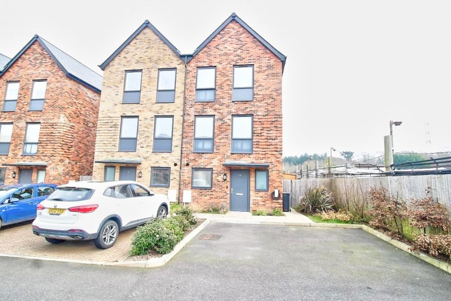 Images for Stone C, BN24 5LW