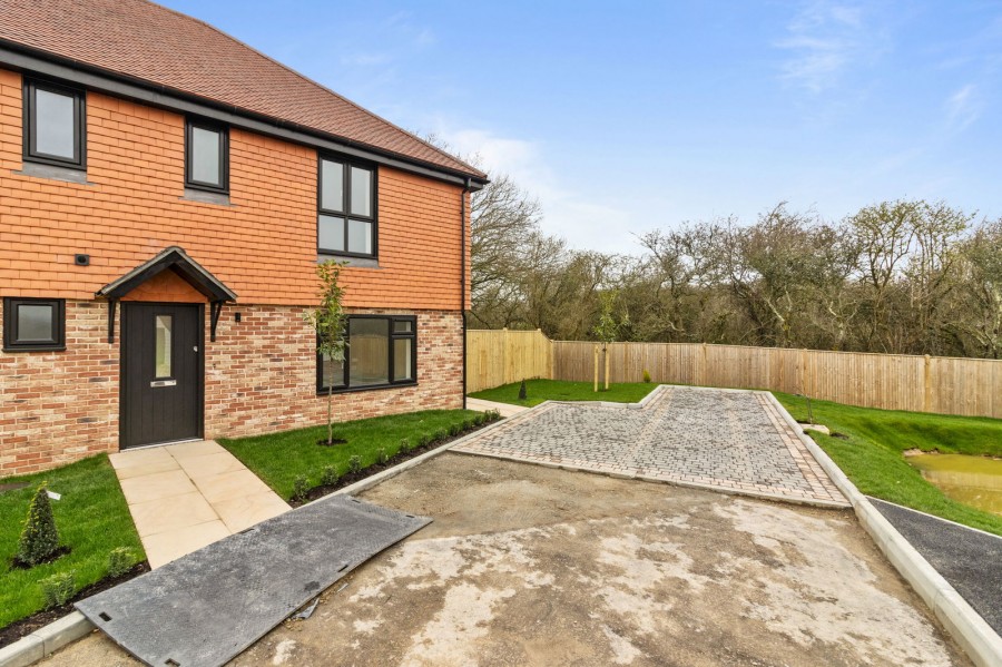 Images for Hailsham, BN27 2RH