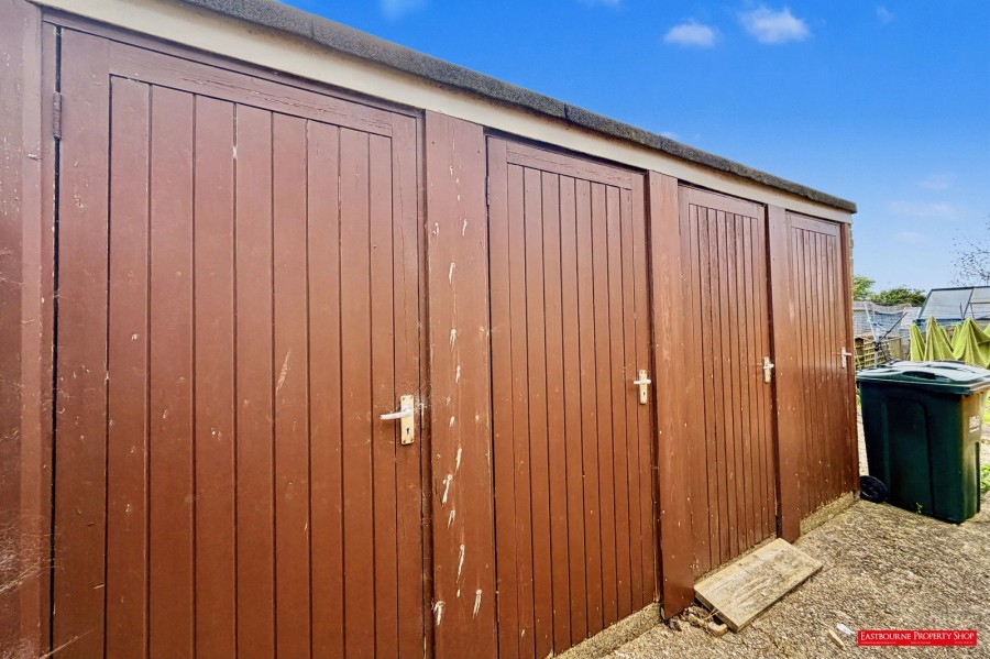 Images for Foxglove Road, Eastbourne, BN23 8BU