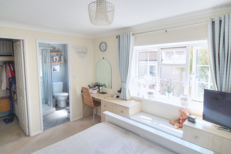 Images for Oak Tree Lane, Eastbourne, BN23 8DG