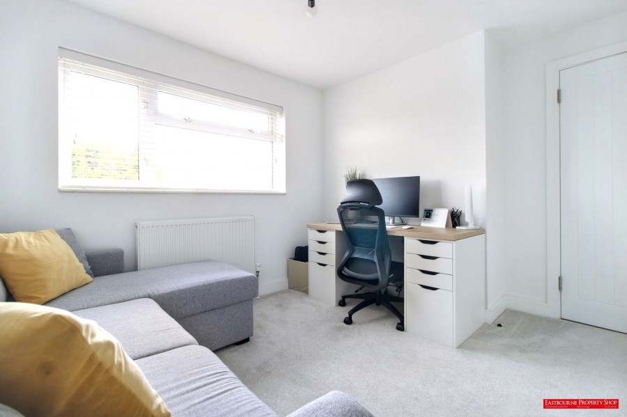 Images for Midhurst Road, Eastbourne, BN22 9HW