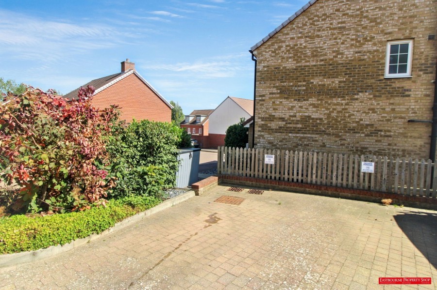 Images for Red Clover Close, Stone Cross, Pevensey, BN24 5FW