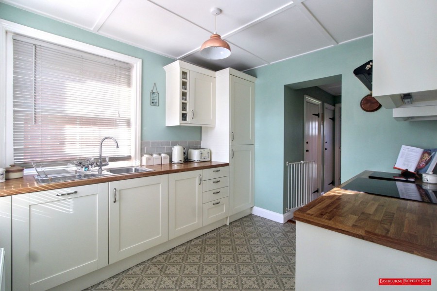 Images for South Road, Hailsham, BN27 3NL