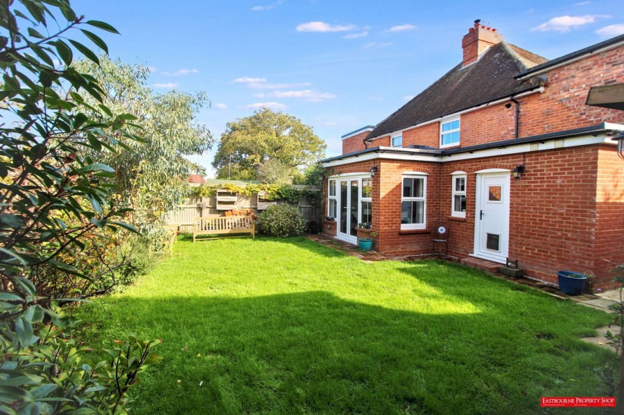 Images for South Road, Hailsham, BN27 3NL