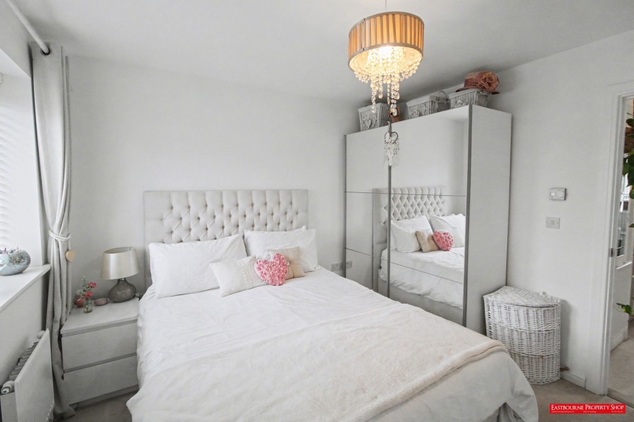 Images for Meadowsweet Lane, Stone Cross, Pevensey, BN24 5GB