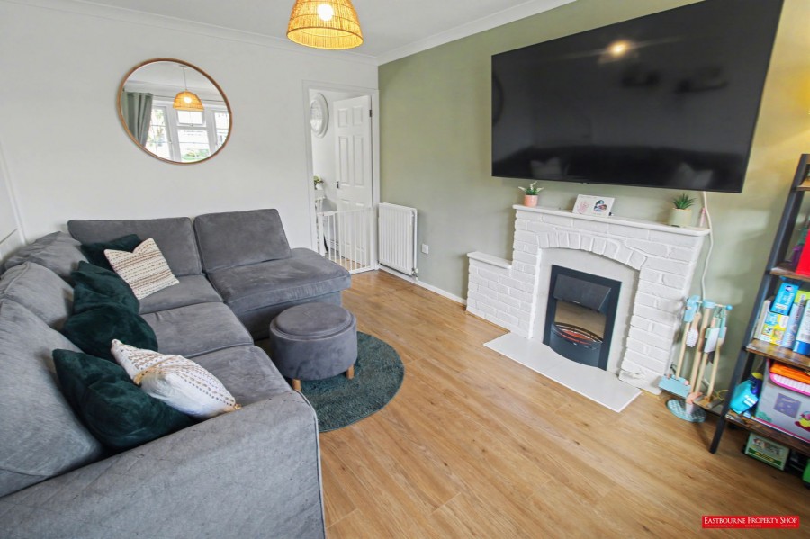Images for Quinnell Drive, Hailsham, BN27 1QN