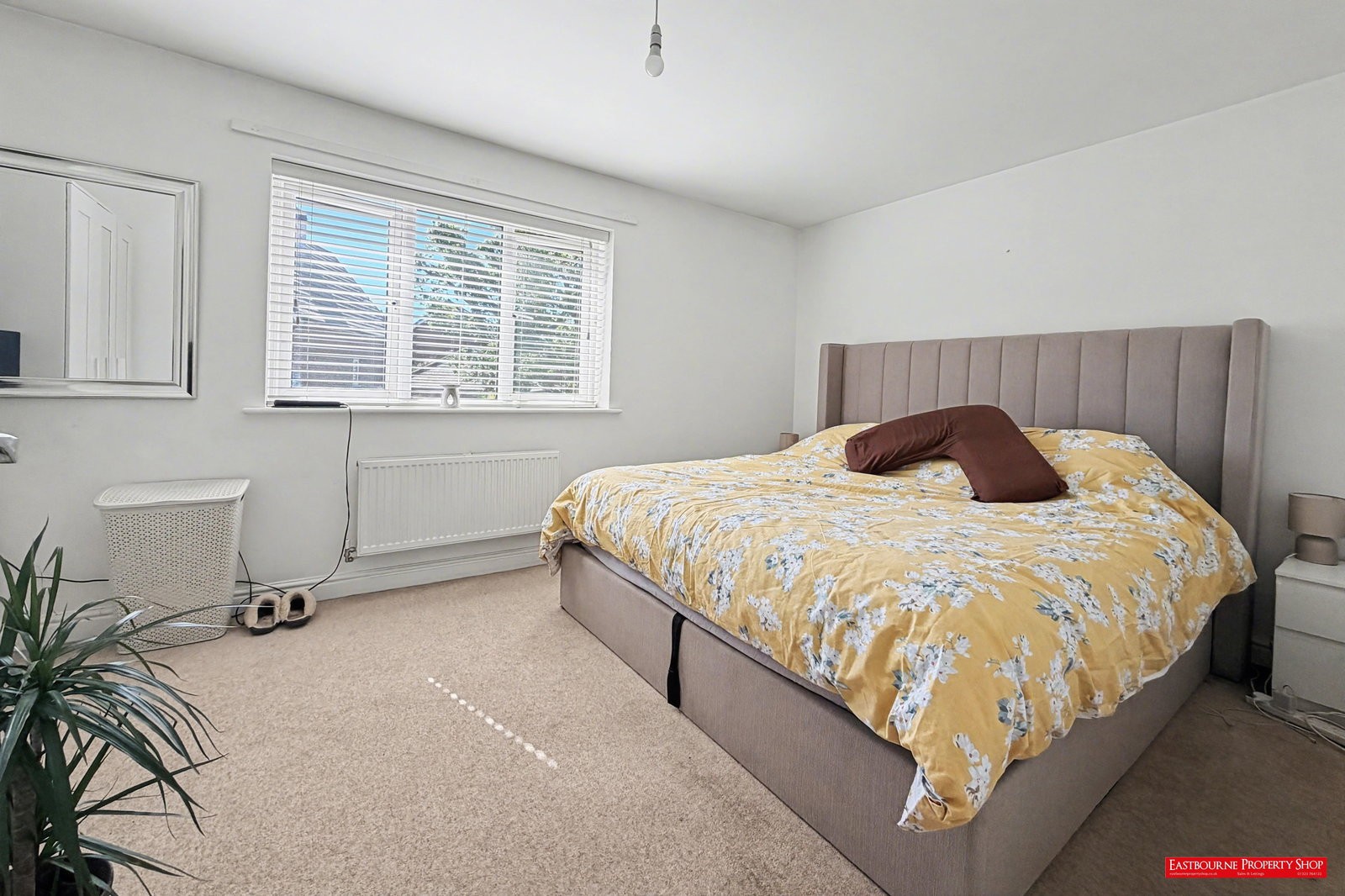 Images for Highgrove Crescent, Polegate, BN26 6FN