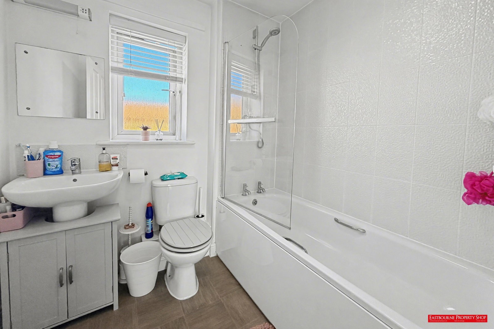 Images for Highgrove Crescent, Polegate, BN26 6FN