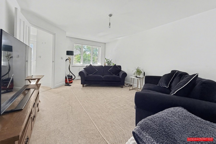 Images for Highgrove Crescent, Polegate, BN26 6FN