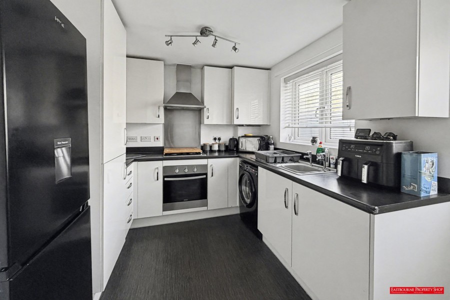 Images for Highgrove Crescent, Polegate, BN26 6FN