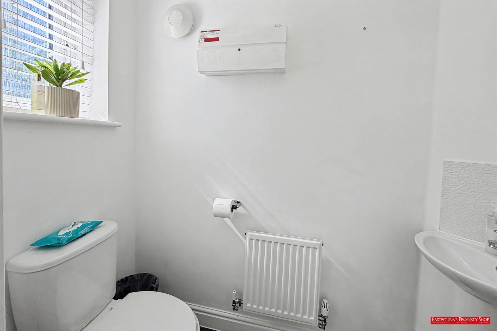 Images for Highgrove Crescent, Polegate, BN26 6FN