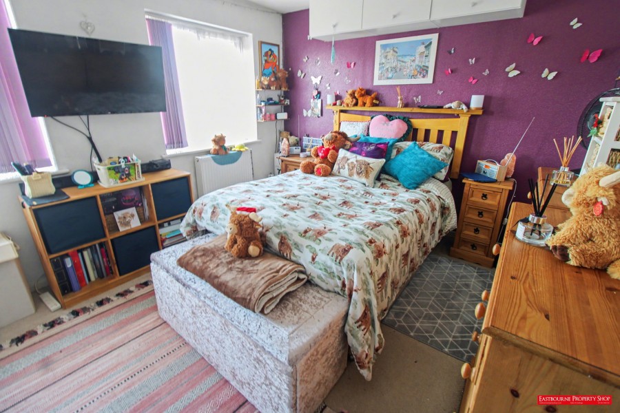 Images for Honeysuckle Close, Eastbourne, BN23 8DA