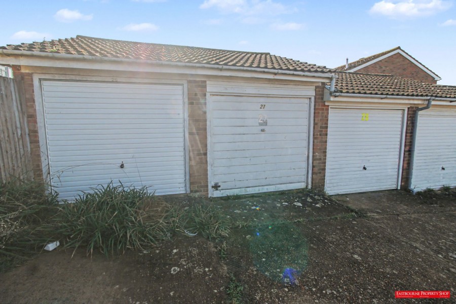 Images for Honeysuckle Close, Eastbourne, BN23 8DA