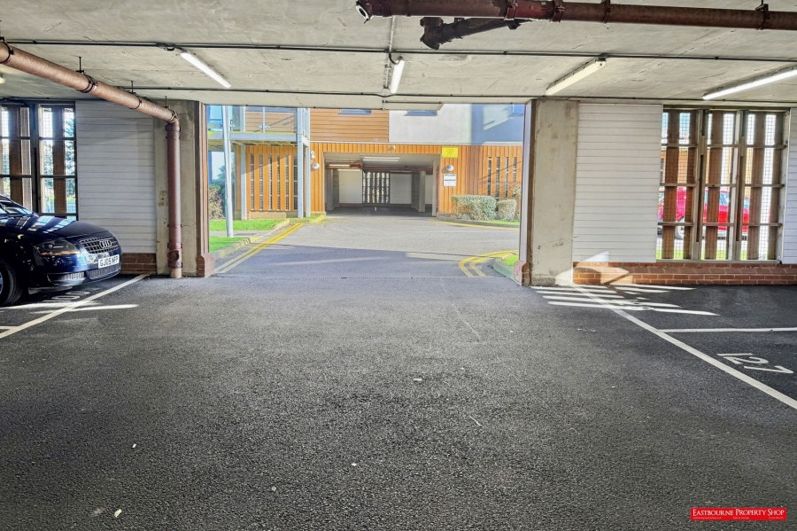 Images for Groombridge Avenue, Eastbourne, BN22 7FF