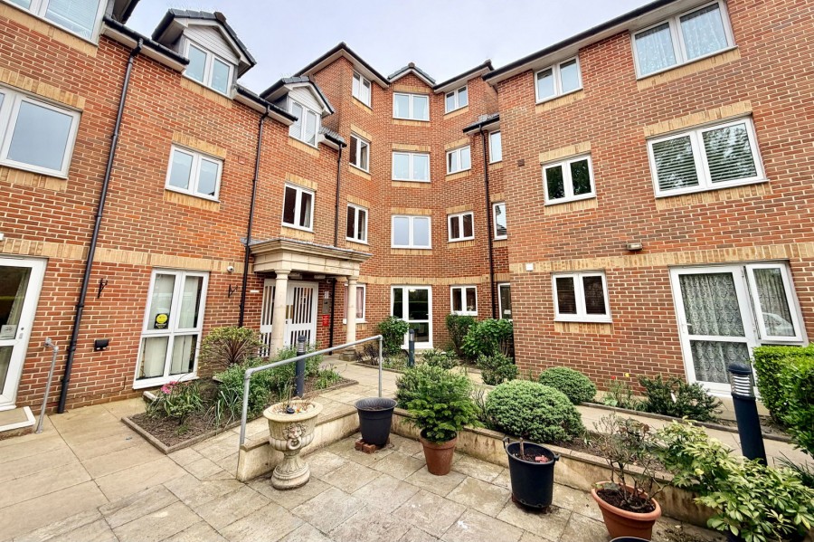 Images for Whitley Road, Eastbourne, BN22 8NW