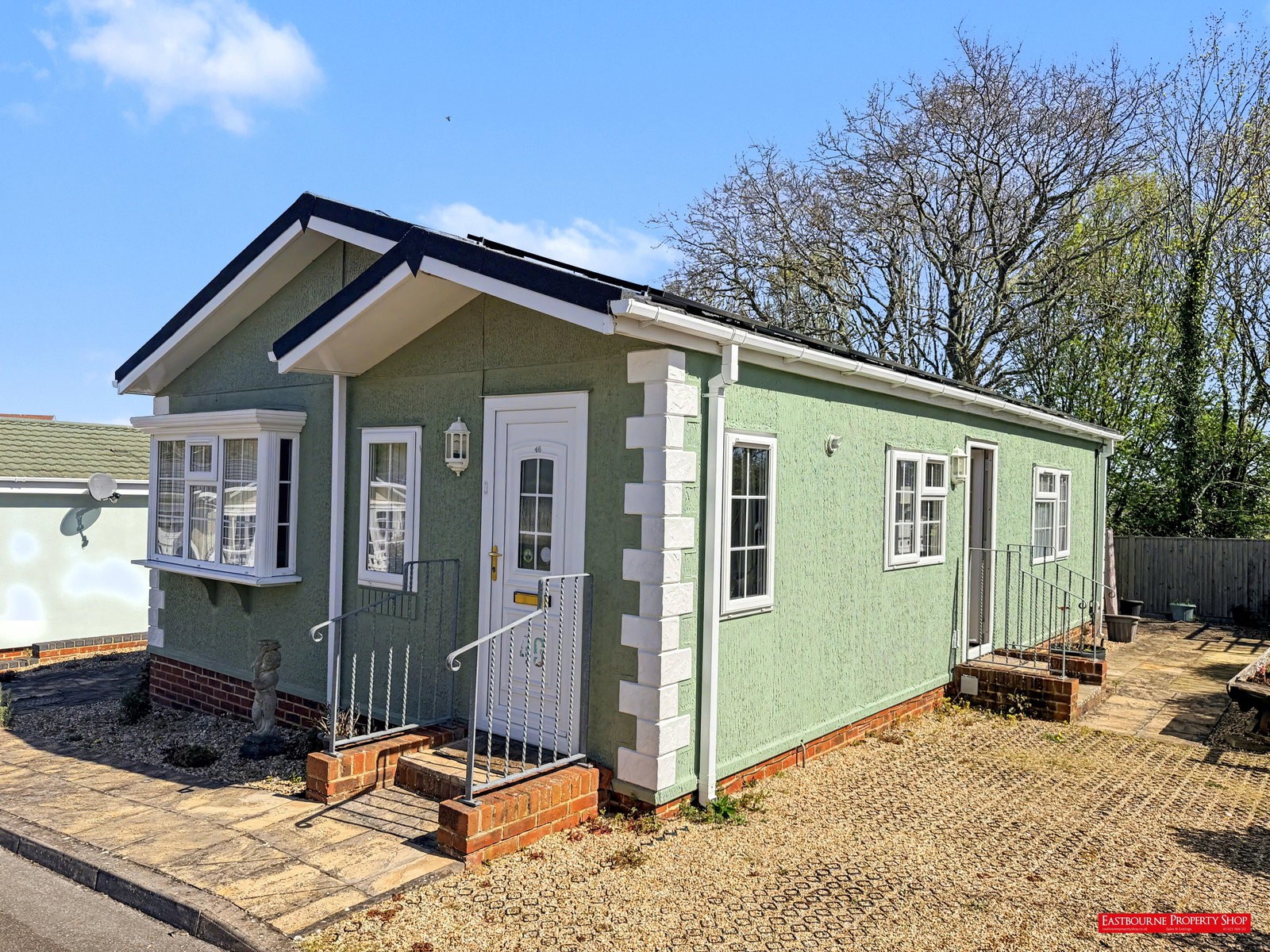 Images for Oak Tree Lane, Eastbourne, BN23 8FB