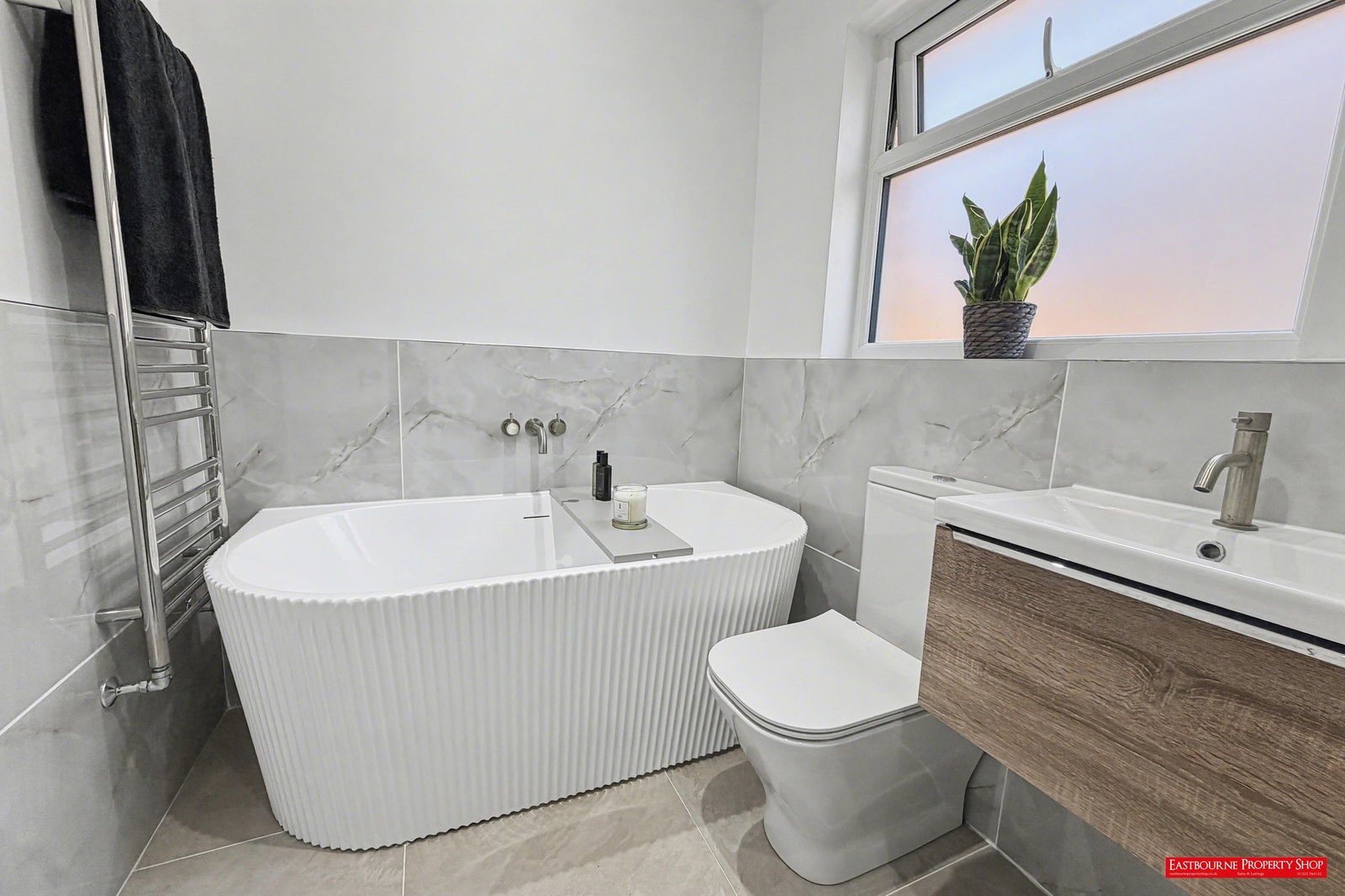 Images for Moy Avenue, Eastbourne, BN22 8UQ