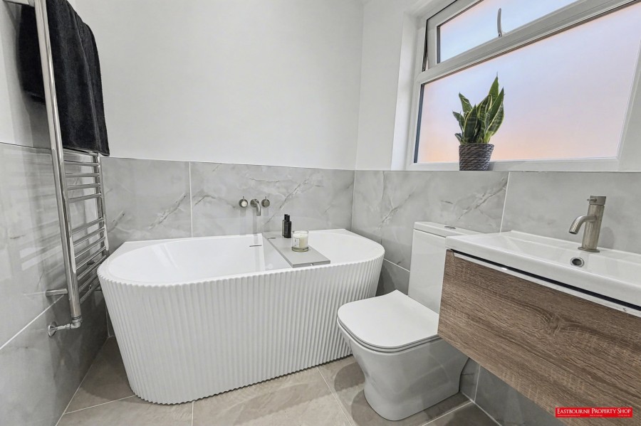 Images for Moy Avenue, Eastbourne, BN22 8UQ