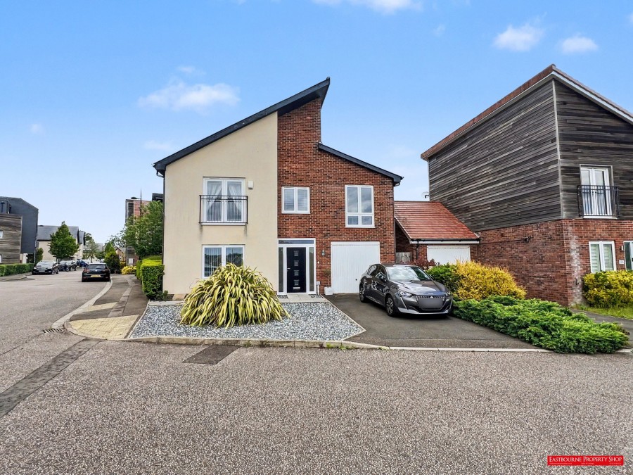 Images for Sunflower Lane, Polegate, BN26 6FD