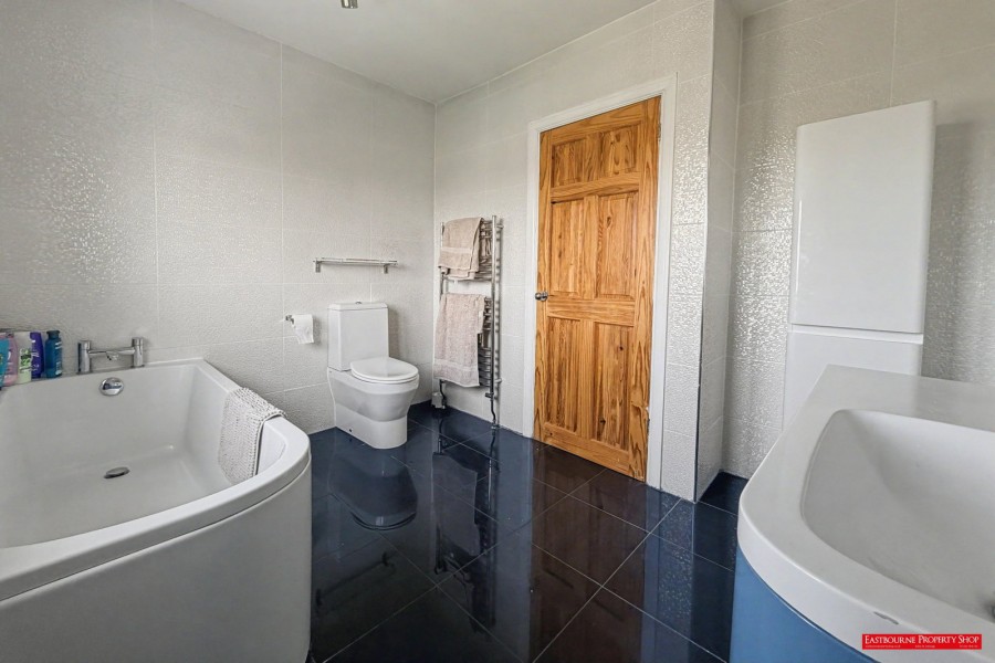 Images for Ringwood Road, Eastbourne, BN22 8TE