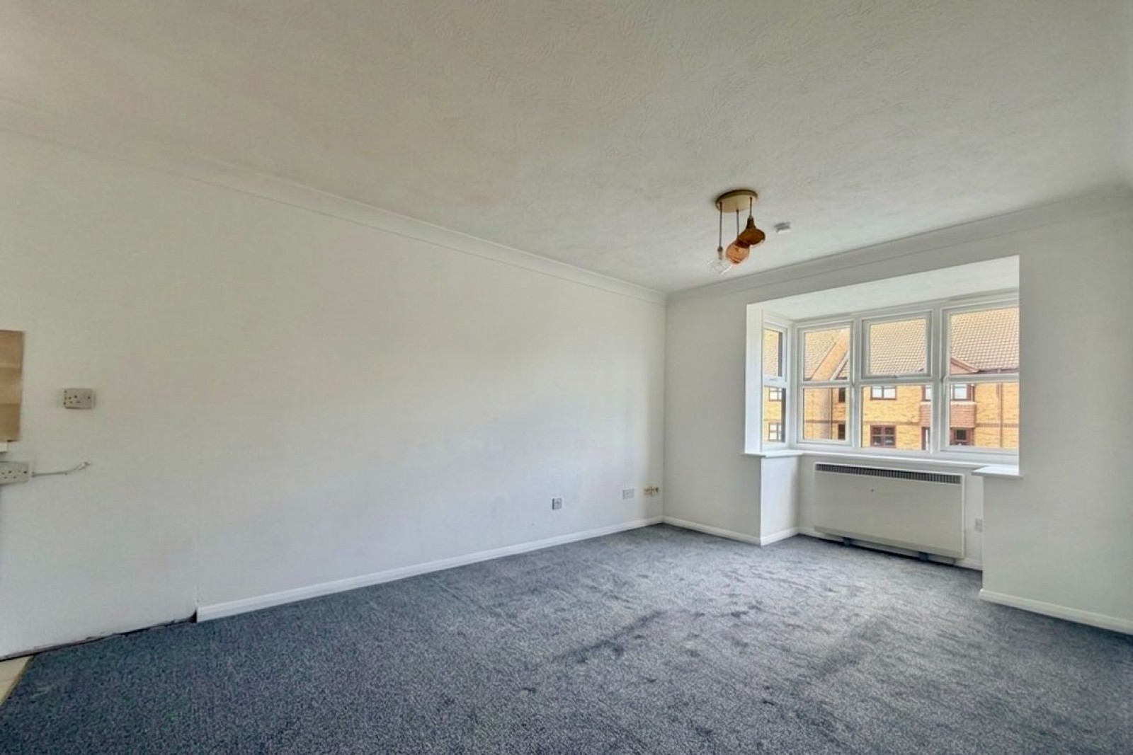 Images for Snowdon Close, Eastbourne, BN23 8HW