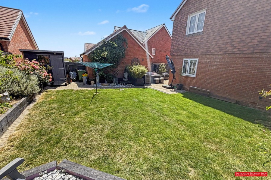 Images for Bluebell Rise, Hellingly, BN27 4FL