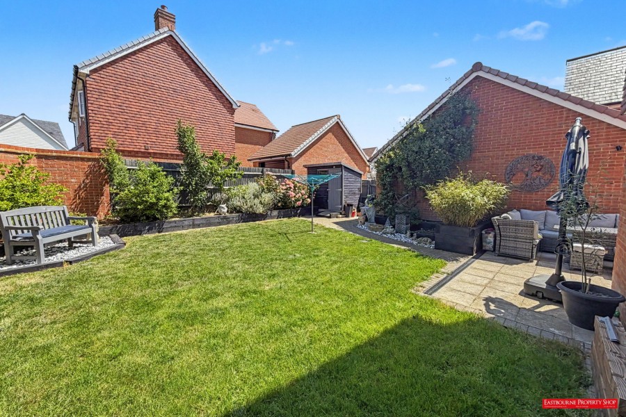 Images for Bluebell Rise, Hellingly, BN27 4FL