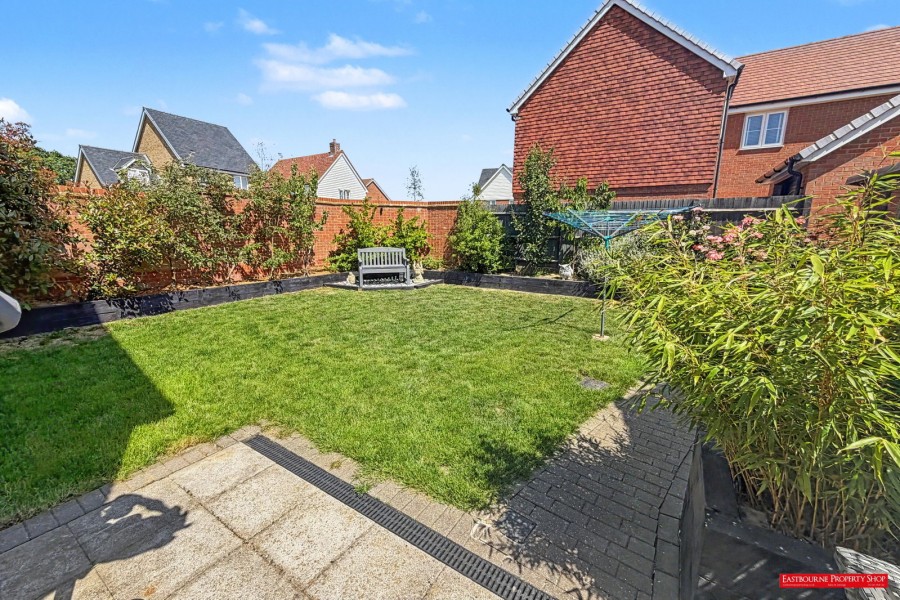 Images for Bluebell Rise, Hellingly, BN27 4FL