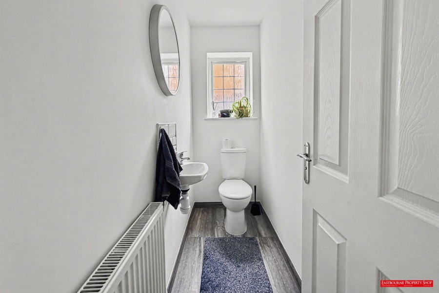Images for Lilac Close, Eastbourne, BN22 0SH
