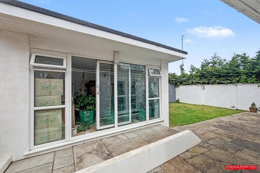 Images for Lilac Close, Eastbourne, BN22 0SH