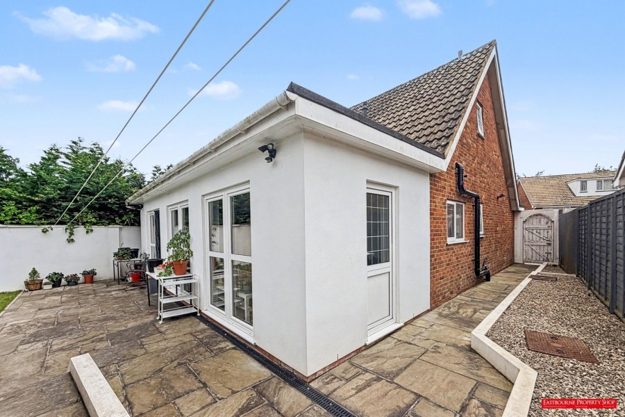 Images for Lilac Close, Eastbourne, BN22 0SH