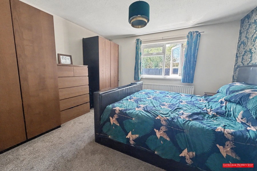 Images for Woburn Way, Eastbourne, BN22 0UU