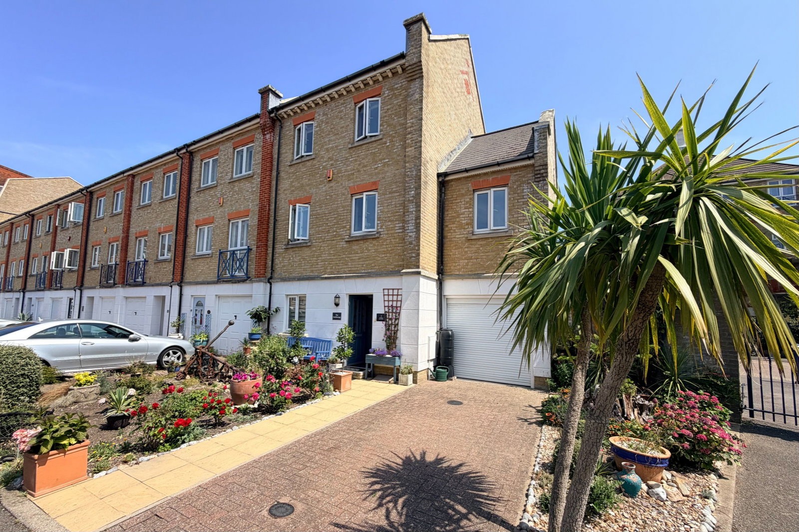 Images for The Piazza, Eastbourne, BN23 5TG