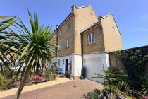 Images for The Piazza, Eastbourne, BN23 5TG