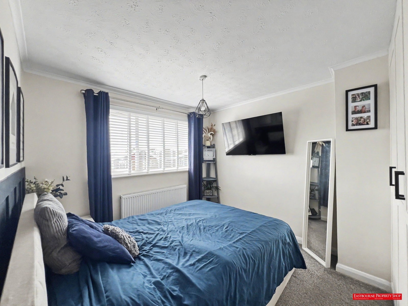 Images for Gainsborough Crescent, Eastbourne, BN23 7NL