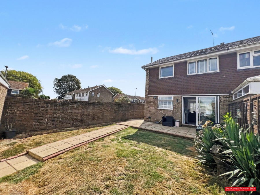Images for Gainsborough Crescent, Eastbourne, BN23 7NL