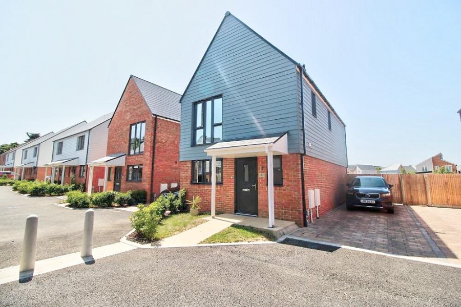 Images for Twin Oaks Drive, Polegate, East Sussex, BN26 6GH