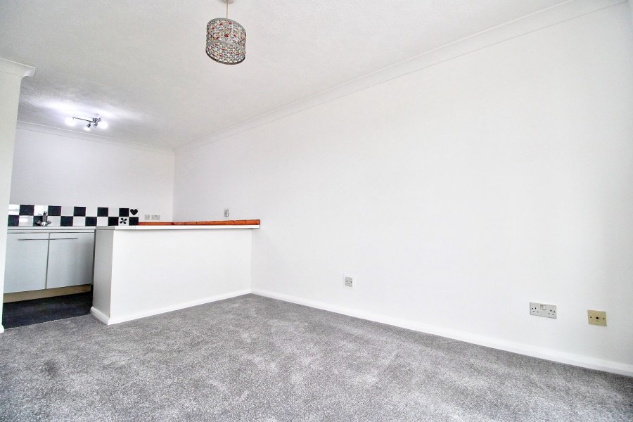 Images for Snowdon Close, Eastbourne, BN23 8HZ