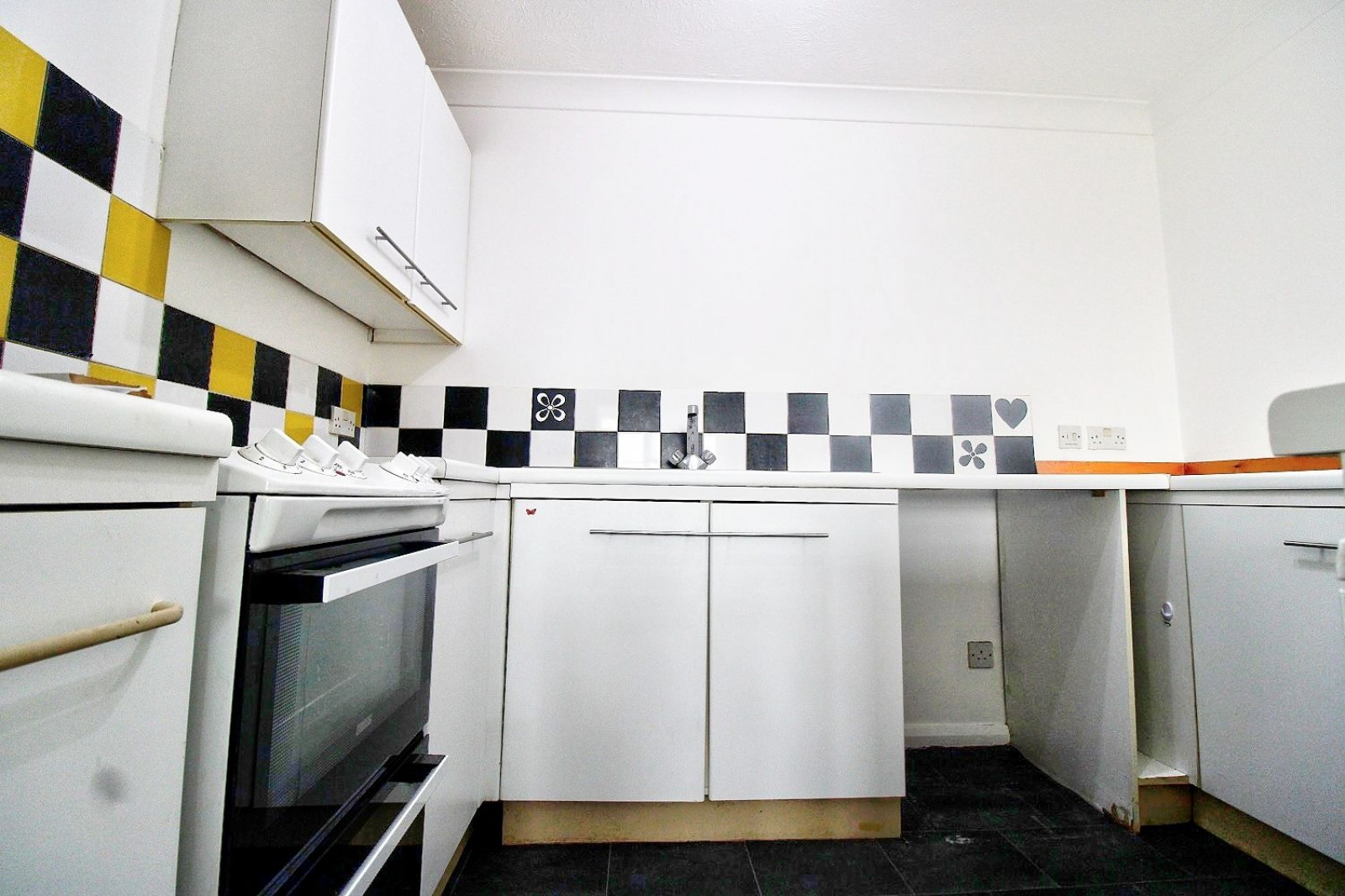Images for Snowdon Close, Eastbourne, BN23 8HZ