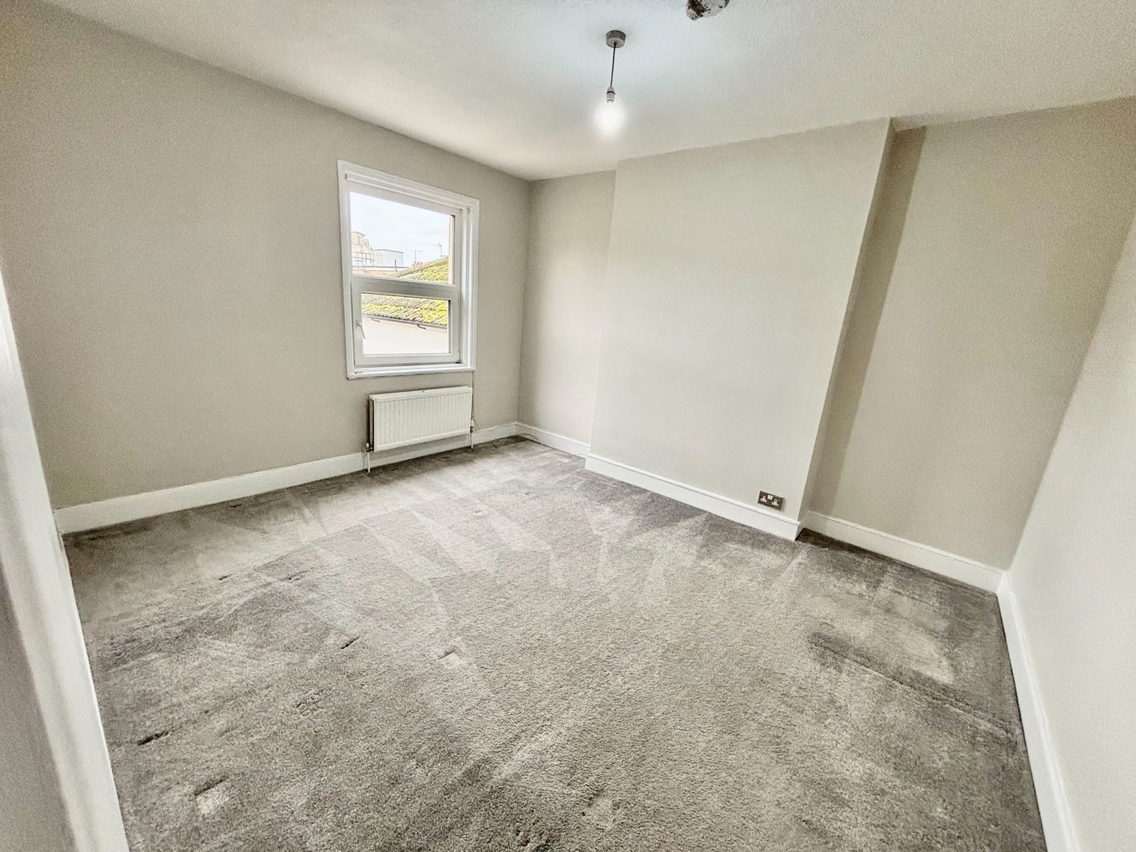 Images for Town Centre Refurbished Apartment 