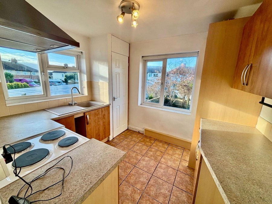 Images for Midhurst Road, Eastbourne, BN22 9HP