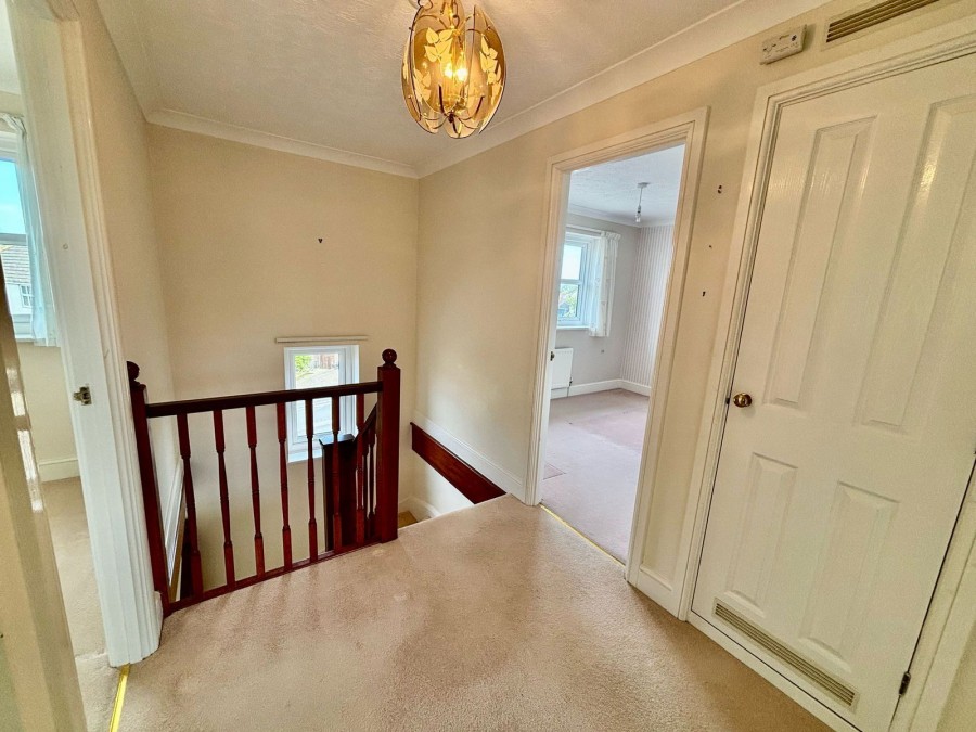 Images for Chiltern Close, Eastbourne, BN23 8HD