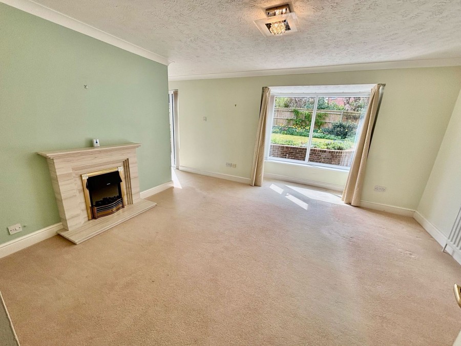Images for Chiltern Close, Eastbourne, BN23 8HD
