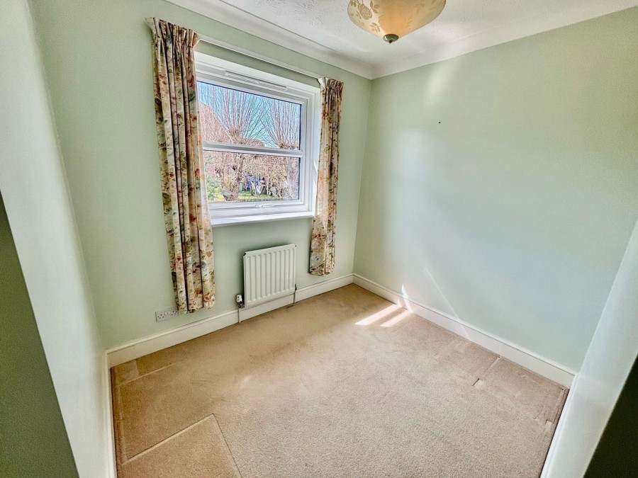 Images for Chiltern Close, Eastbourne, BN23 8HD