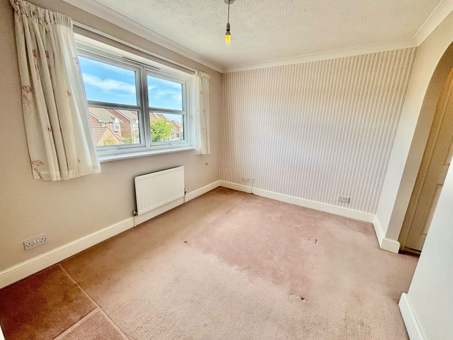 Images for Chiltern Close, Eastbourne, BN23 8HD