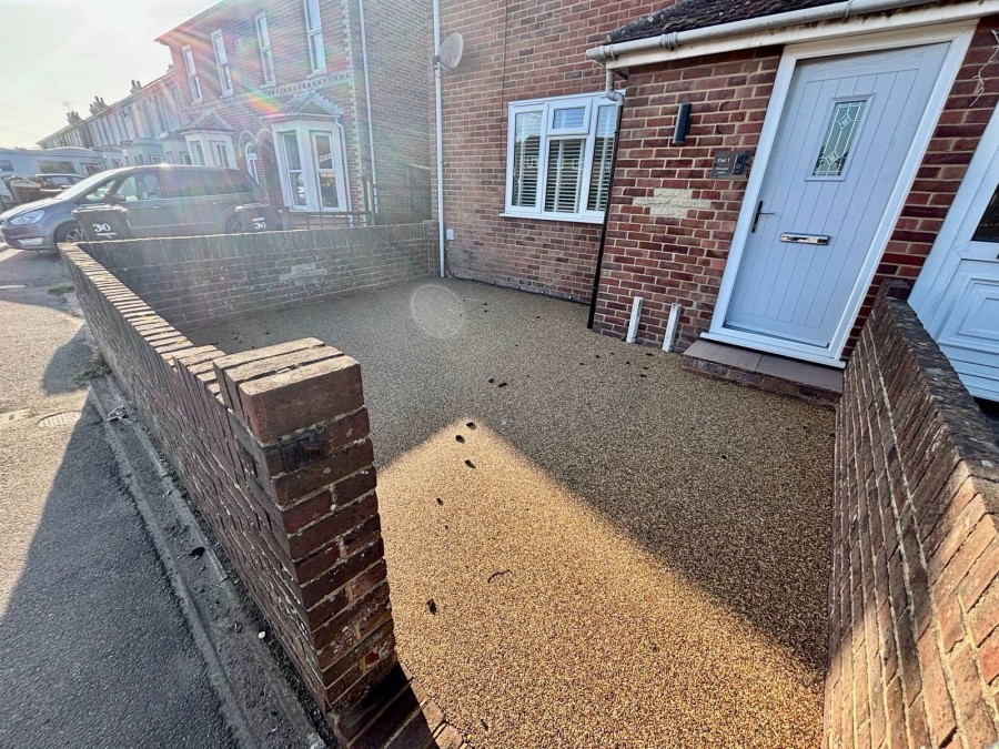 Images for South Road, Hailsham, BN27 3JQ