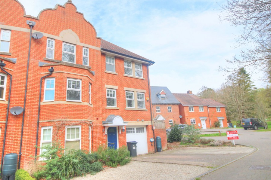 Images for Malthouse Way, Hellingly, Hailsham, BN27 4DA