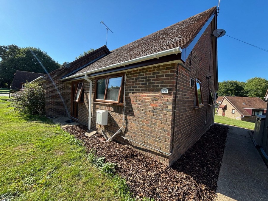 Images for Glyndley Manor Cottage Estate, Stone Cross, Pevensey, BN24 5BS